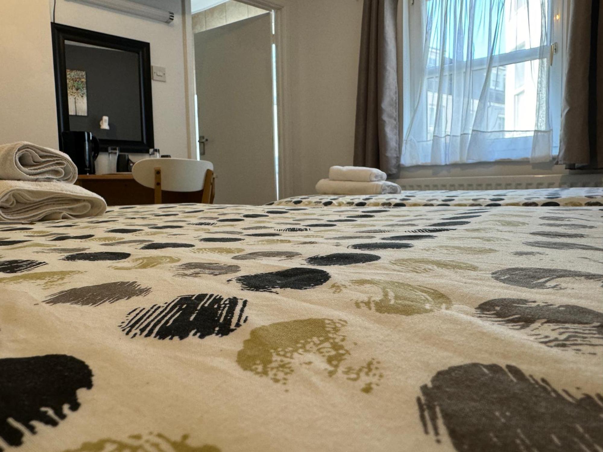 St Georges Guest House Saint Peter Port Ngoại thất bức ảnh